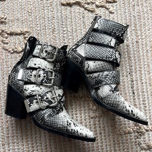 New Jeffrey Campbell snake ankle boots size 6.5
